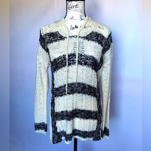 Charlotte Russe Loose Knit Black and Cream Sweater medium
